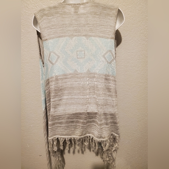 💚5/$25 Charming Charlie Long Duster Open Front Fringe Knit Cardigan Size Medium - Picture 6 of 7